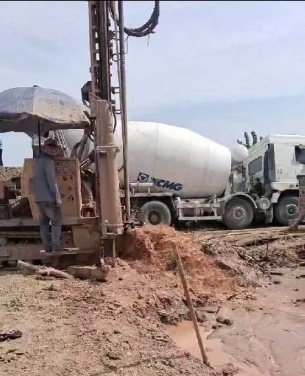 咸安区岩石井施工